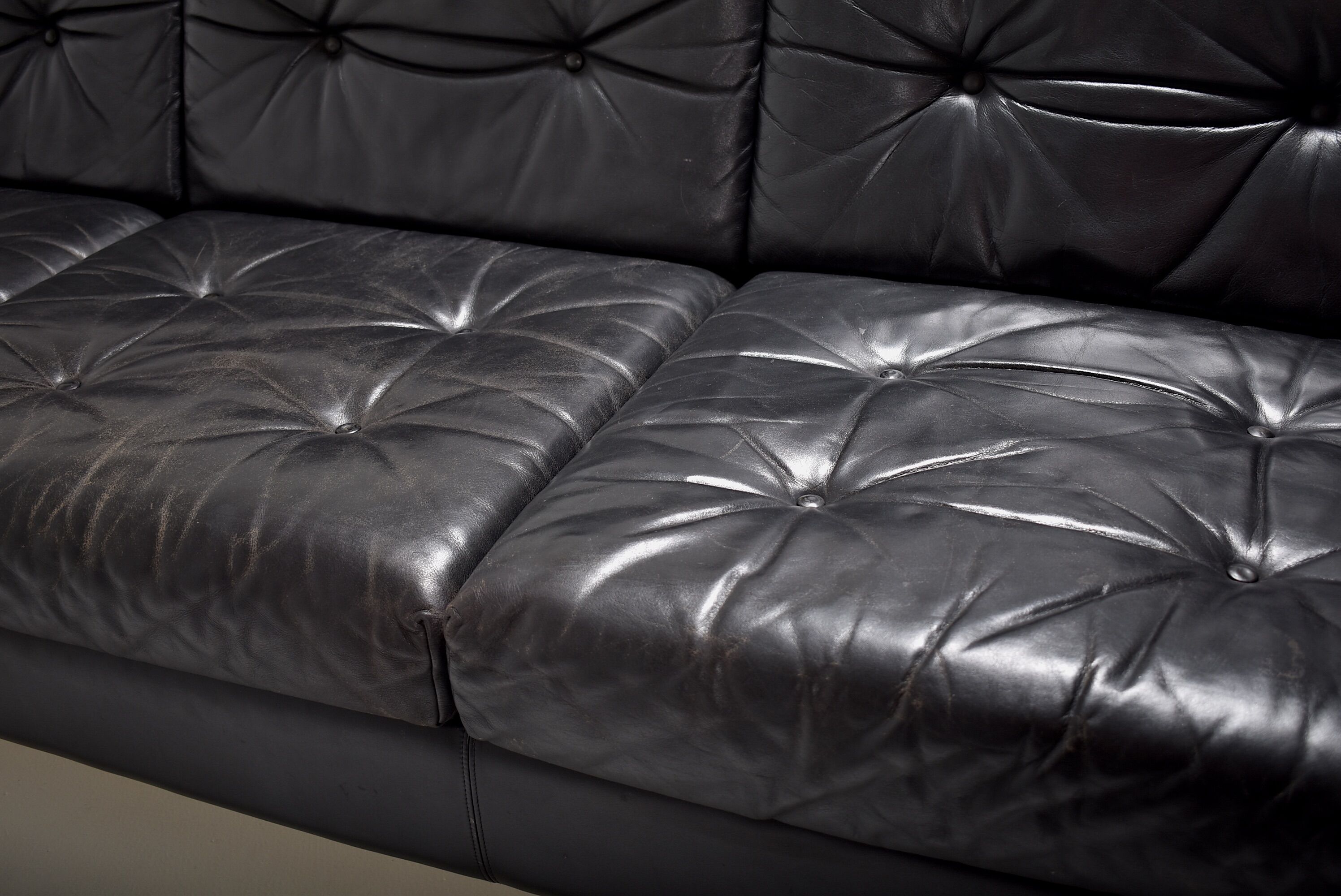 3-seater leather sofa 1960