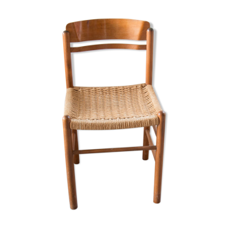 Chair made of wood and rope