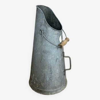 Umbrella stand in galvanized metal from the early 20th century