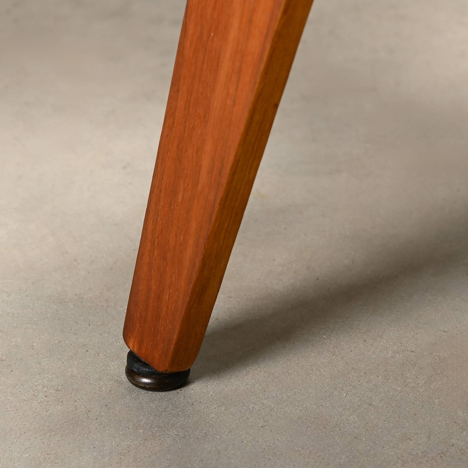 Chaise en contreplaqué de noyer DCW restaurée de Charles & Ray Eames, Herman Miller
