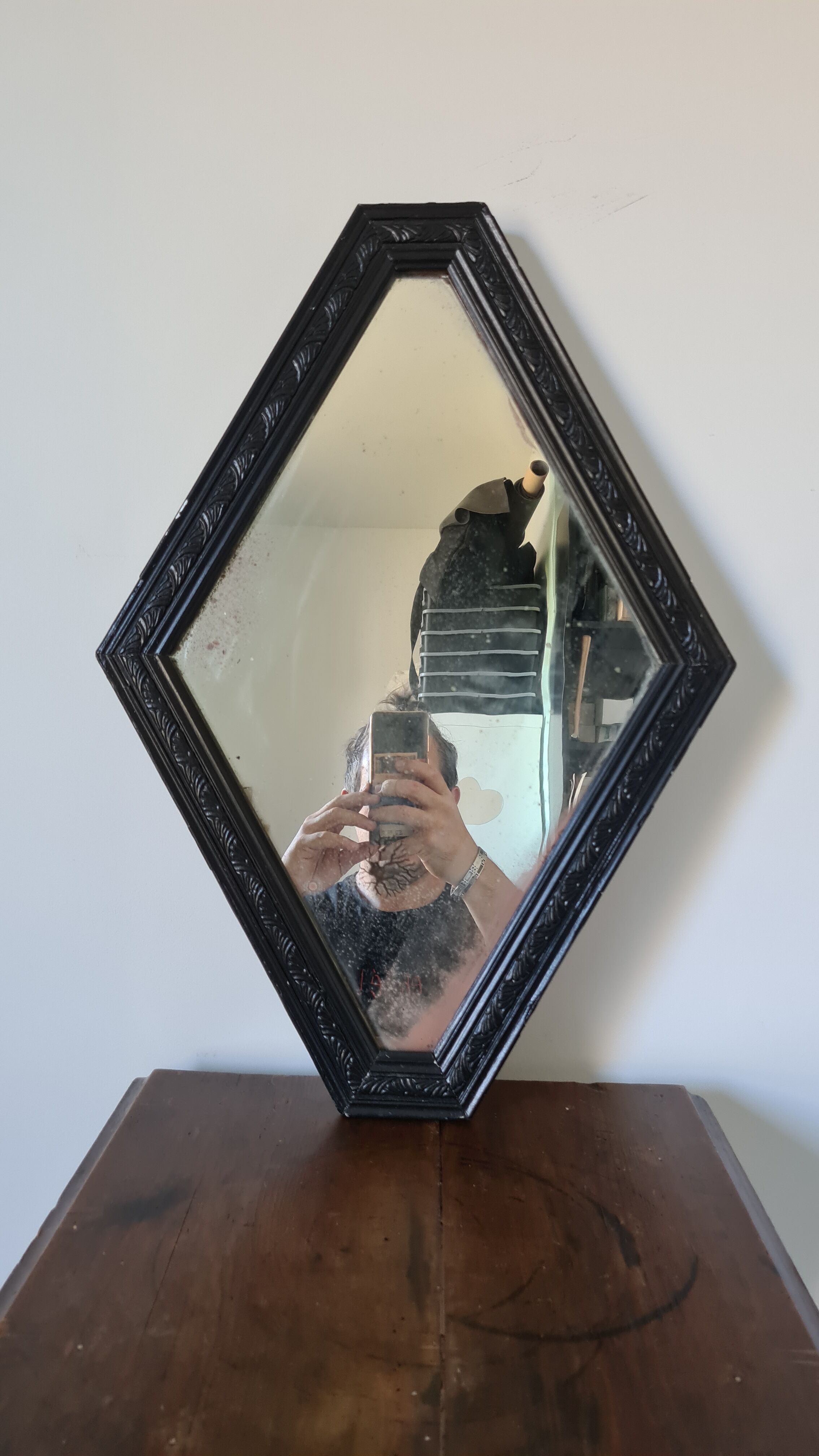 Art deco diamond mirror 38x54cm