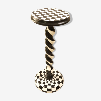 Wooden pedestal table checkerboard trompe l'oeil decoration