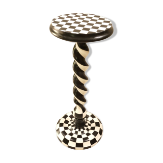 Wooden pedestal table checkerboard trompe l'oeil decoration
