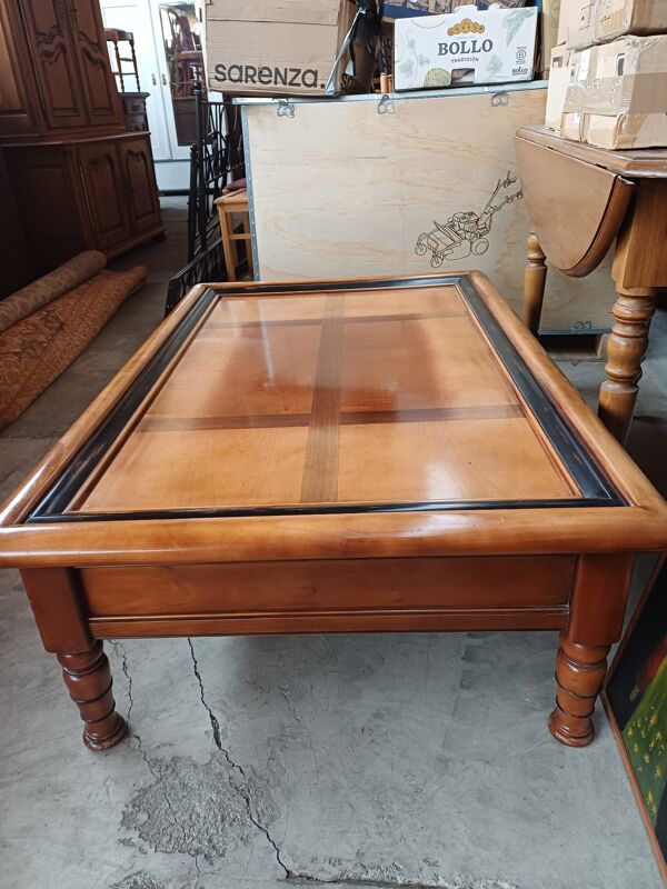 Table basse en merisier