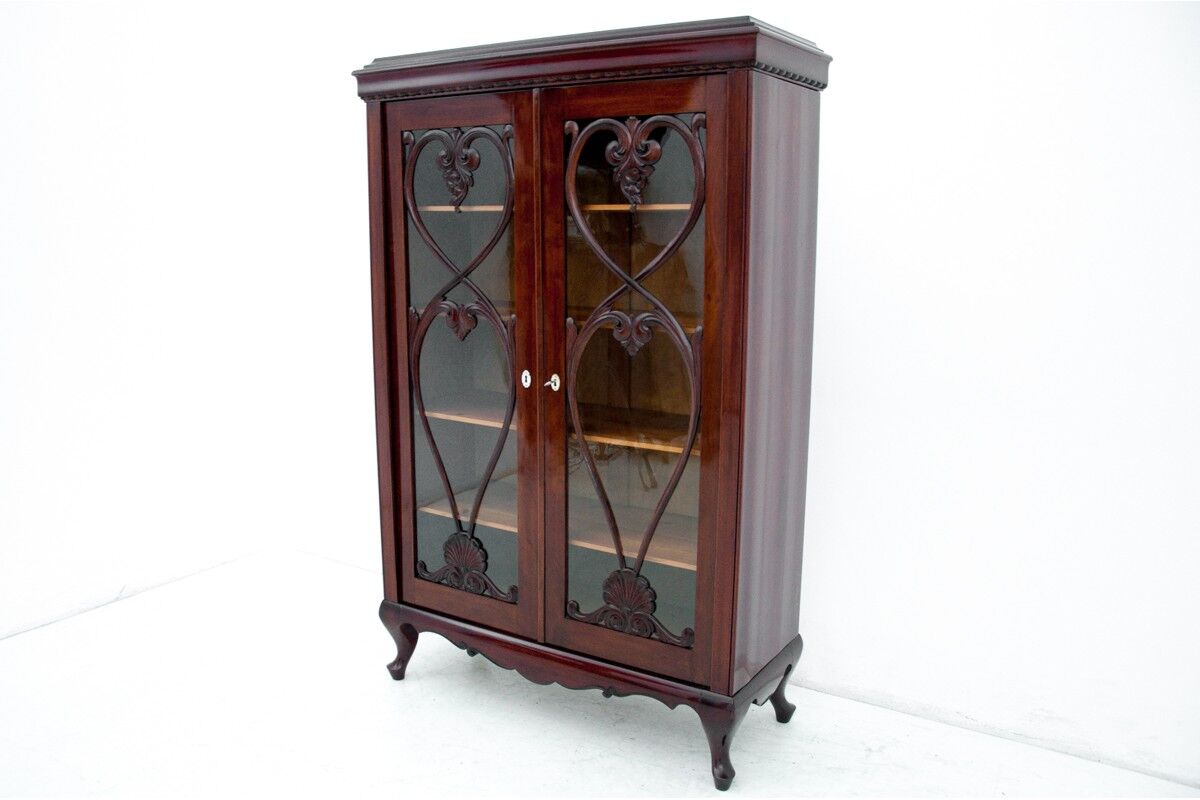 Antique cupboard from 1920