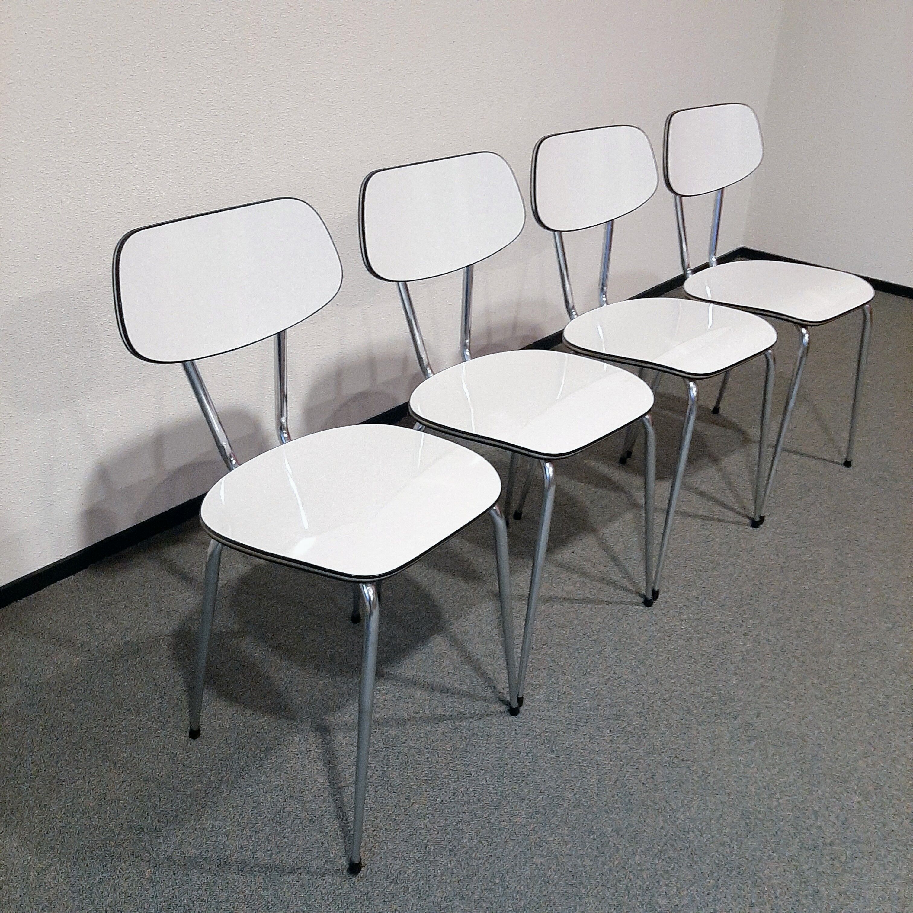 Formica kitchen table and chairs set from the 60s-70s
