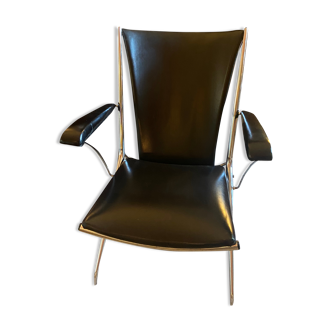 Fauteuil en métal et skaï noir