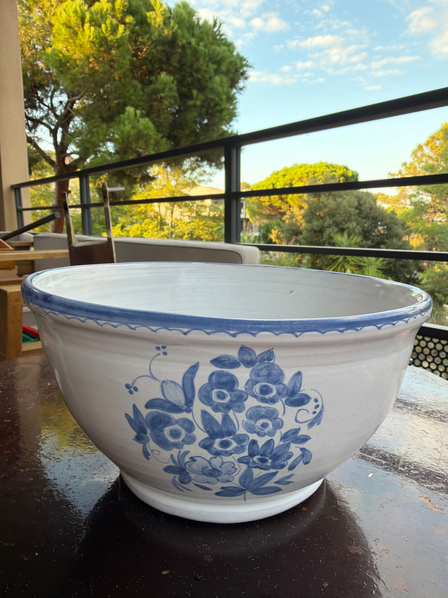 Salad bowl