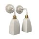 Paire d’appliques blanches en opaline