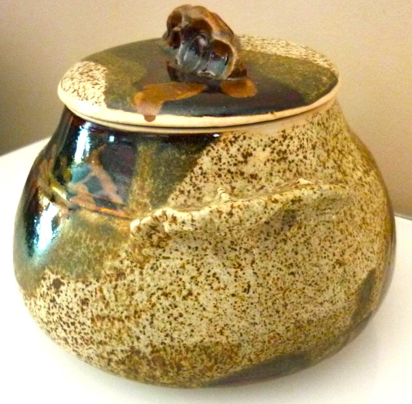 Vegetable dish, covered pot, glazed ceramic art, 1970s, signature to be identified