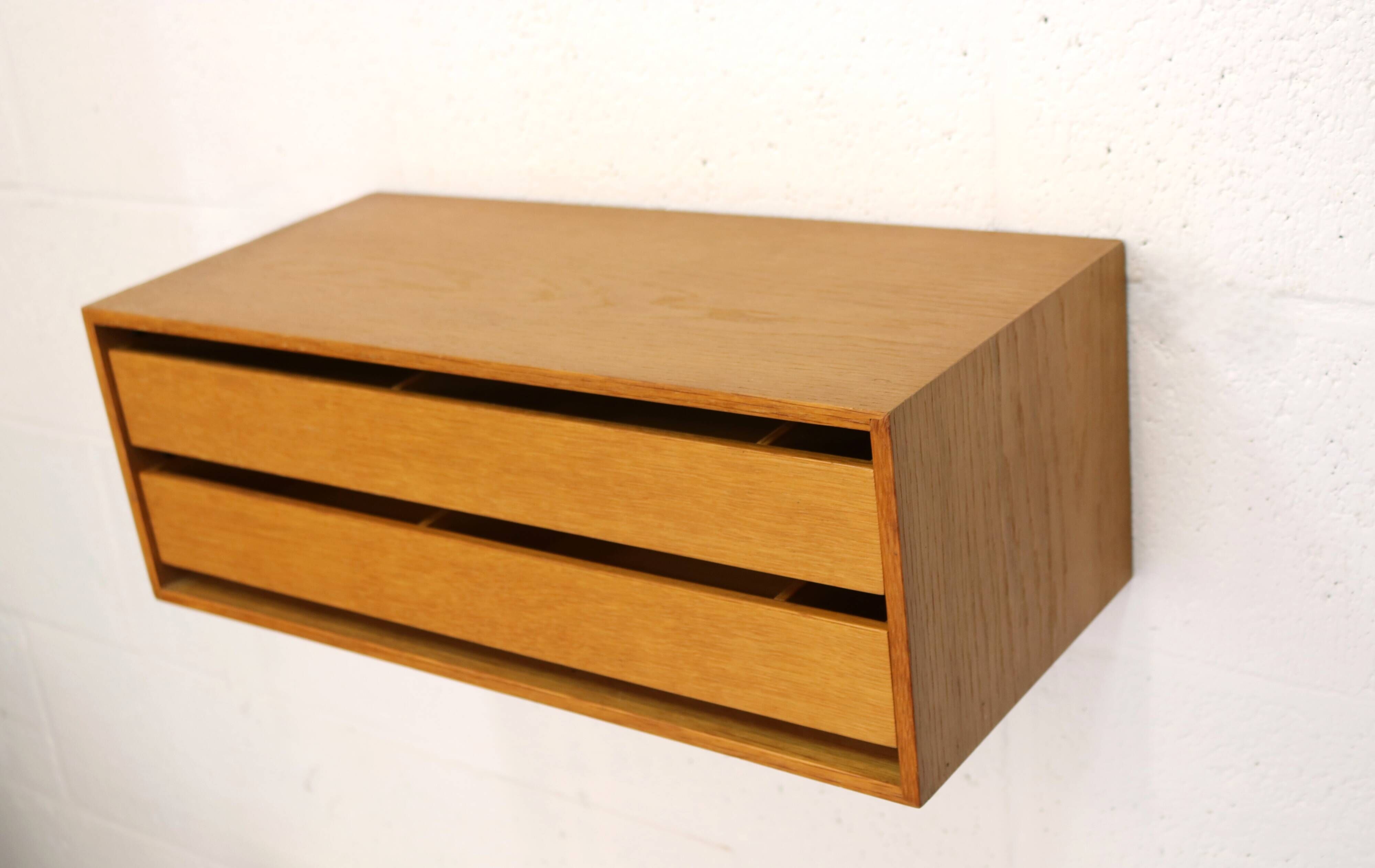 Rare floating nightstand  in oak wood with  drawers - Denmark 70