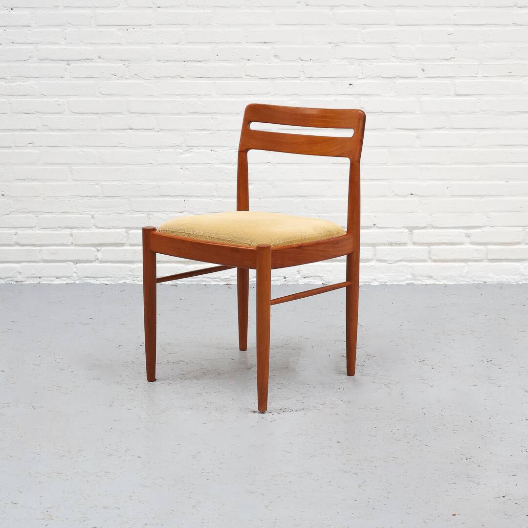 4 chaises de salle à manger par HW Klein pour Bramin, années 1960