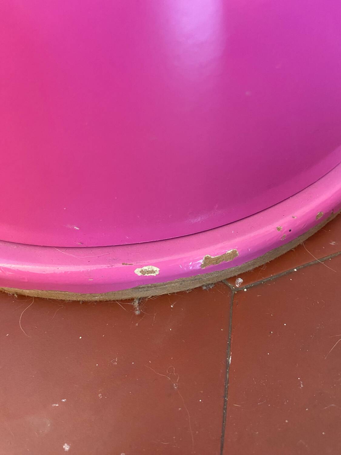 Space age lipstick mirror