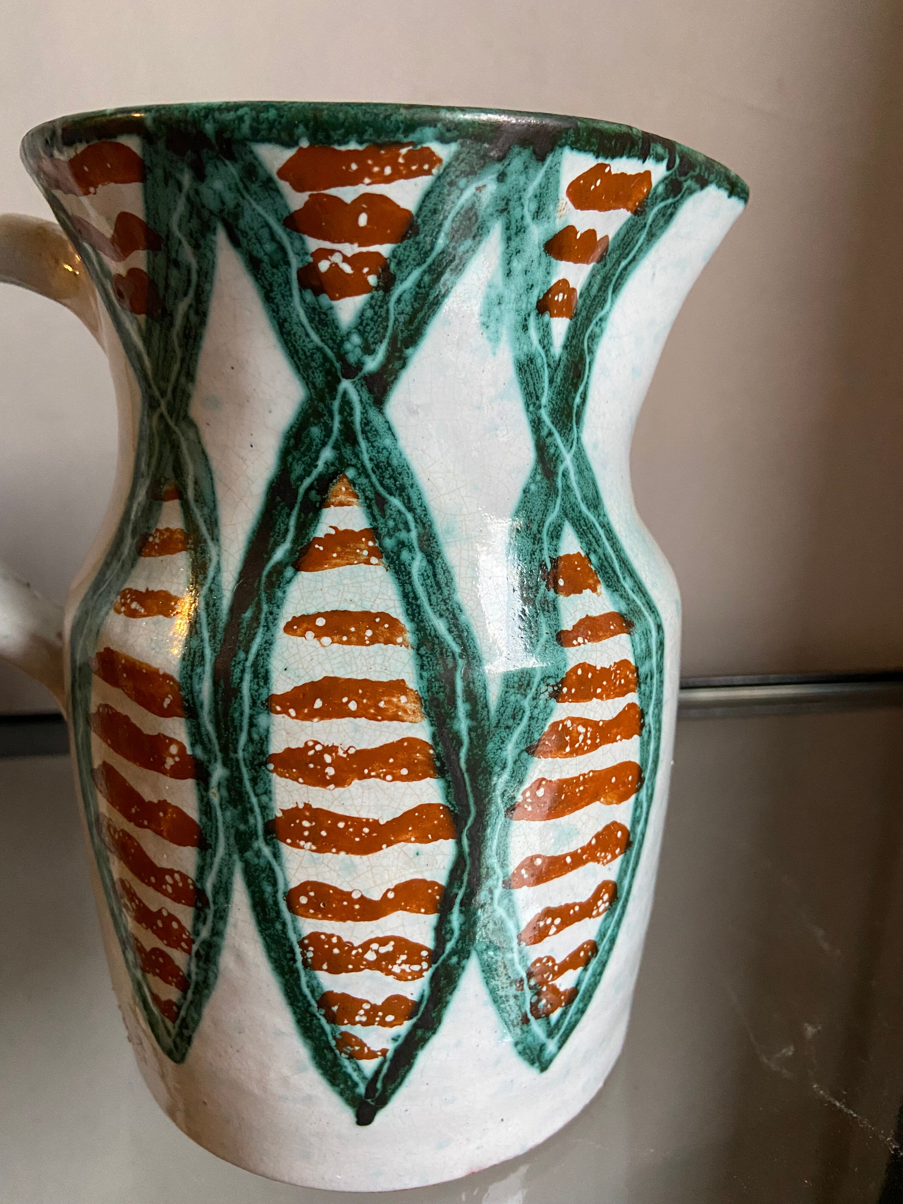 Pichet Vallauris décor with sardines Picault style