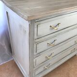 Old white patinated/cream dresser