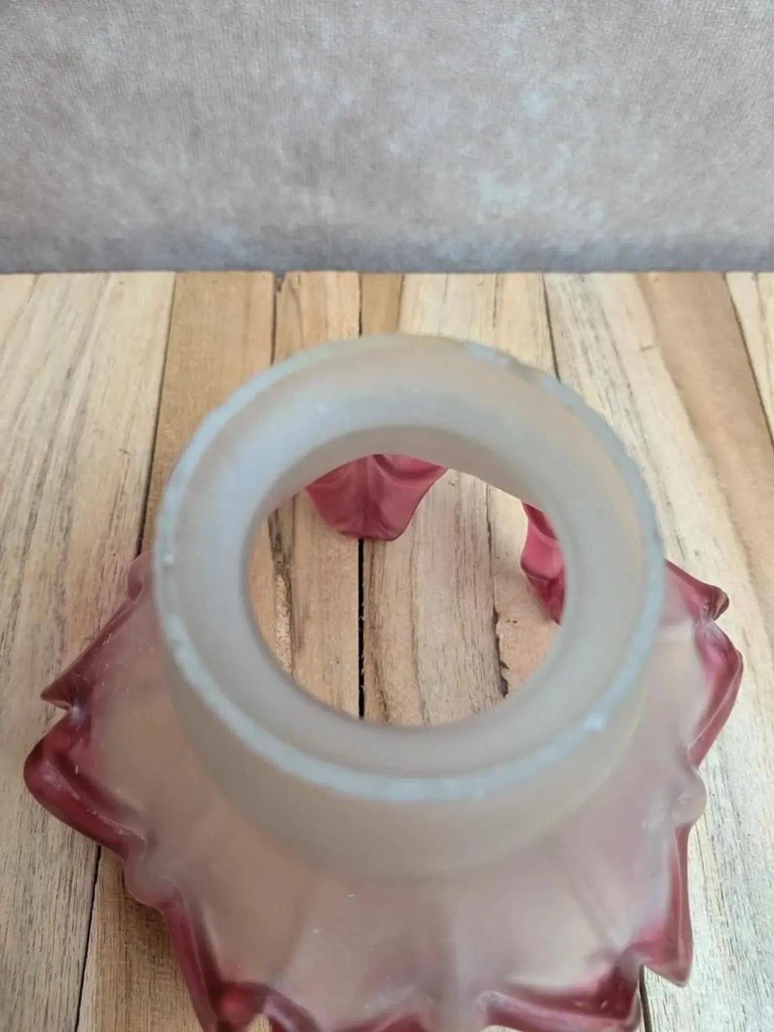 Antique tulip lampshade in satin pink glass – Art Nouveau style