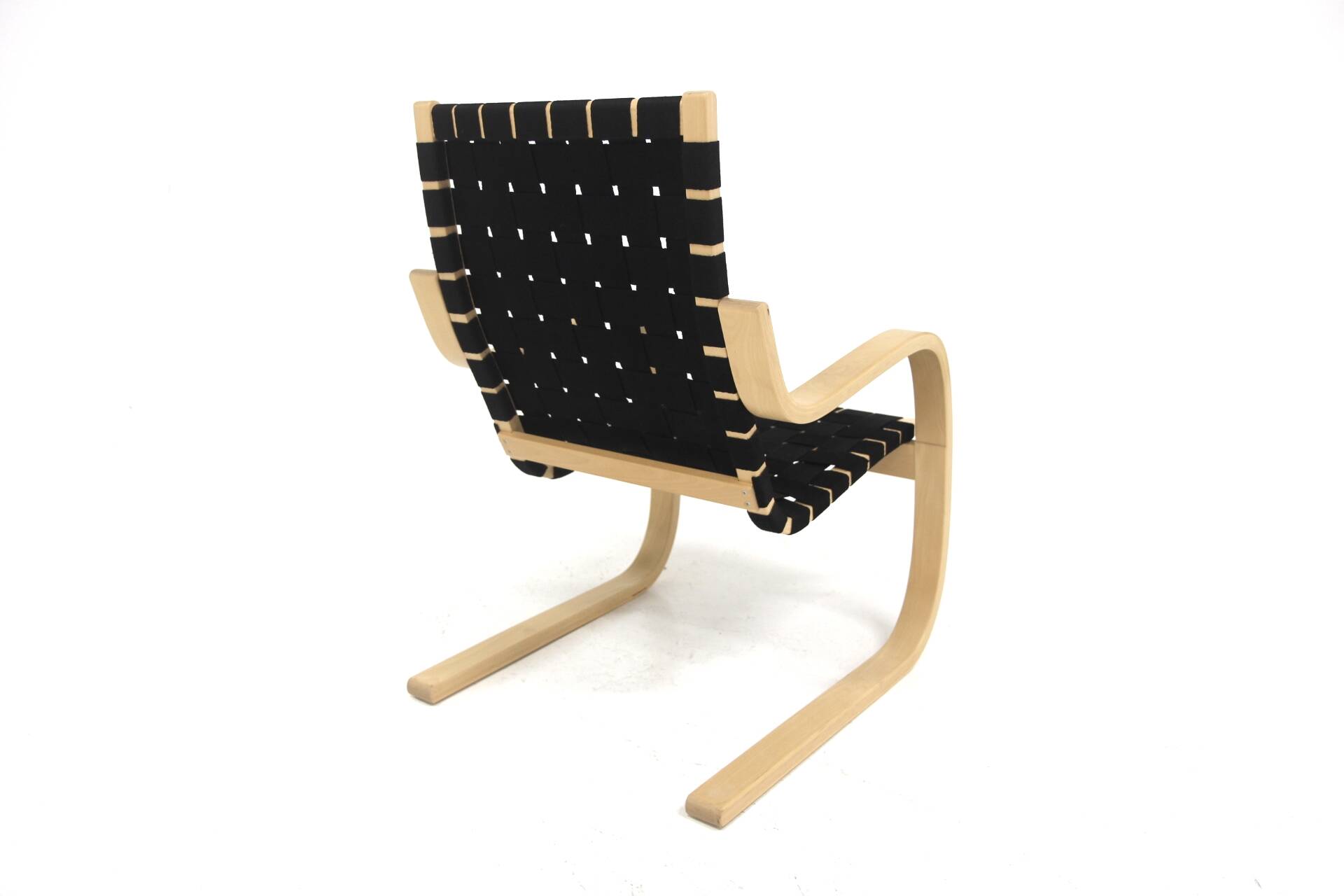 Fauteuil scandinave "Model 406", Alvar Aalto pour Artek, Finlande, 2000