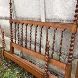 Oak bed
