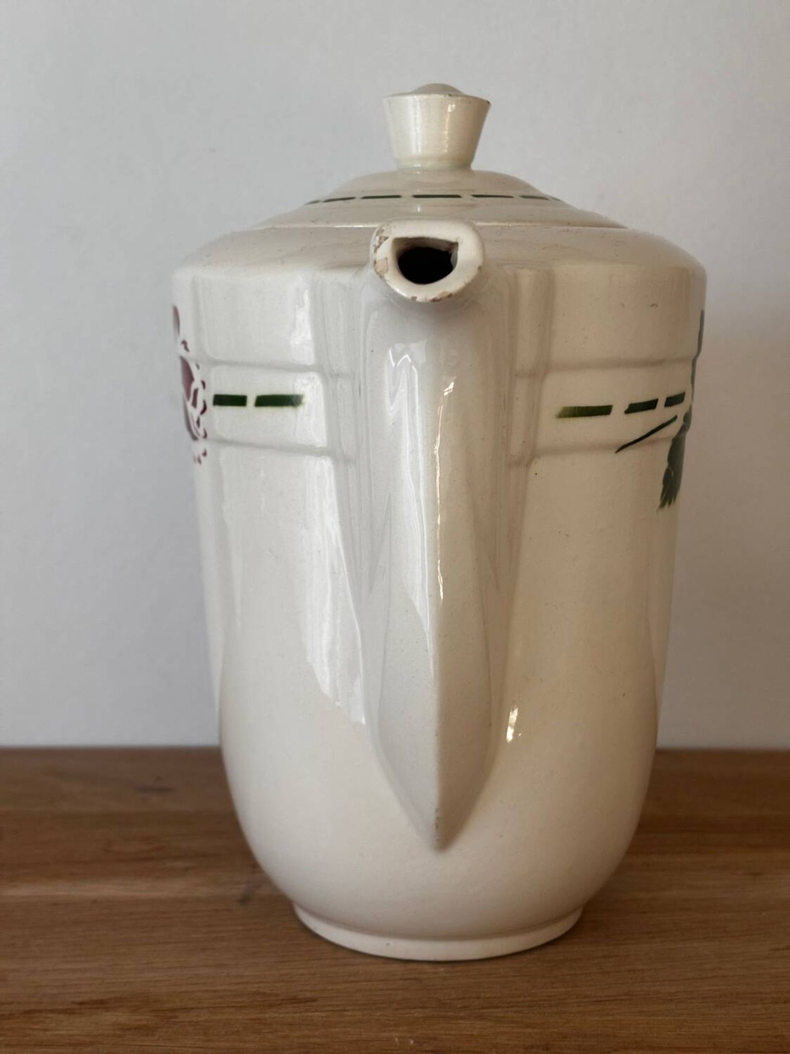 Old teapot Niderviller Moselle Blois model