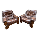 2 Brutalist armchairs in wood and leather 1970