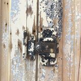 Wooden workshop vestiary