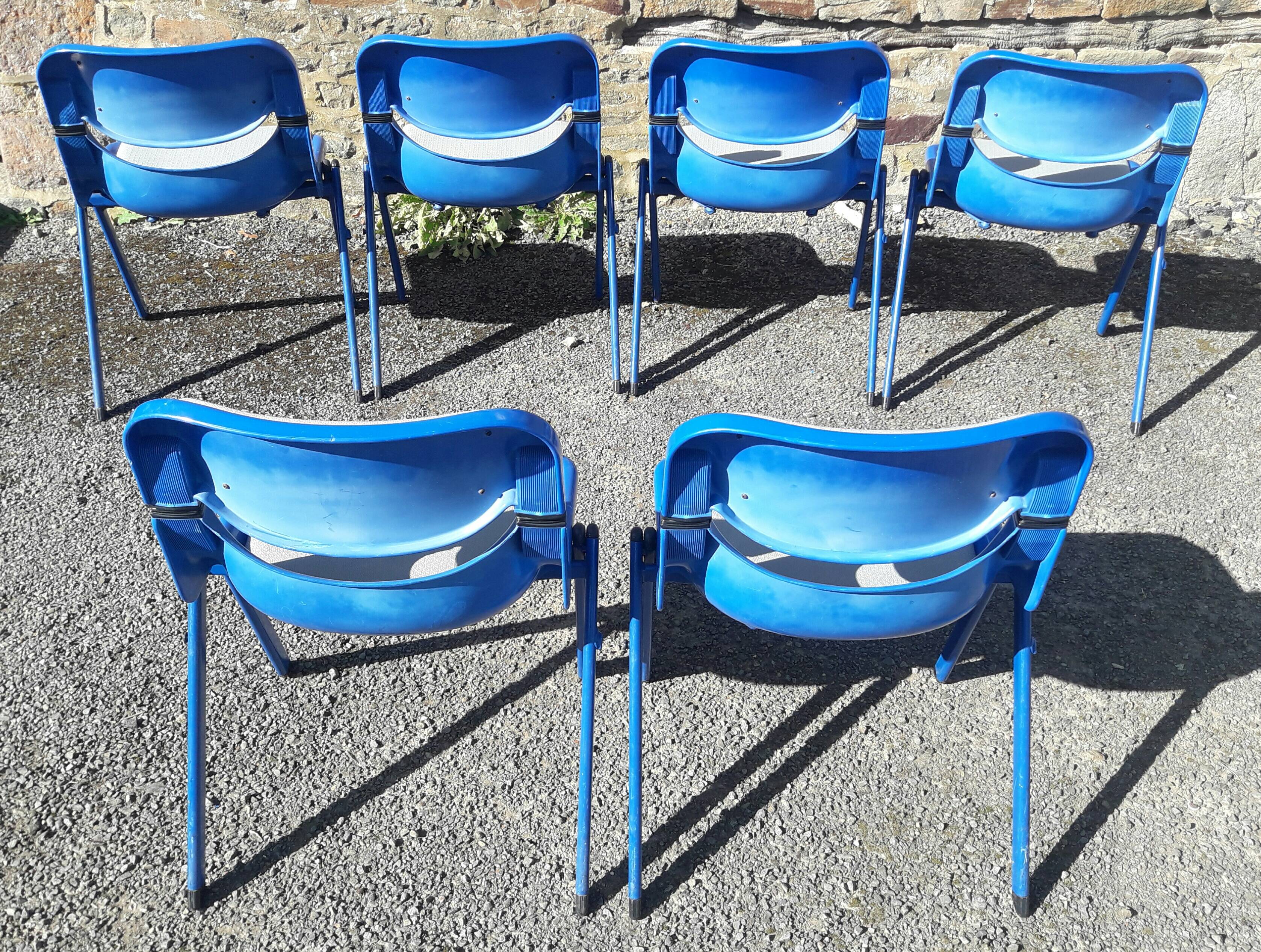 Set de 6 chaises Dorsal de E Ambasz et G Piretti pour Open Ark
