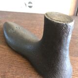 Foot shape vintage metal shoemaker