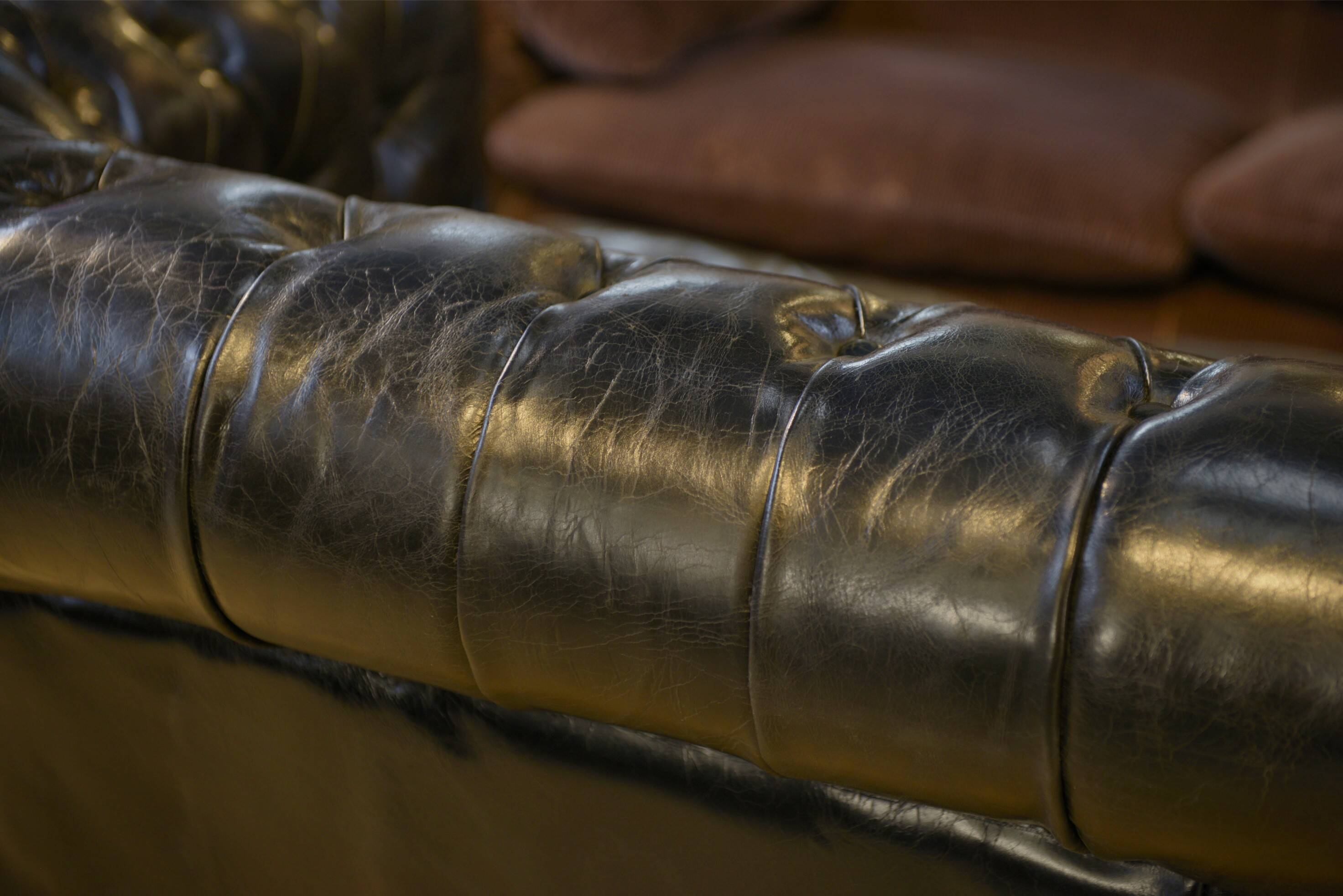 Chesterfield 3-seater sofa in black leather