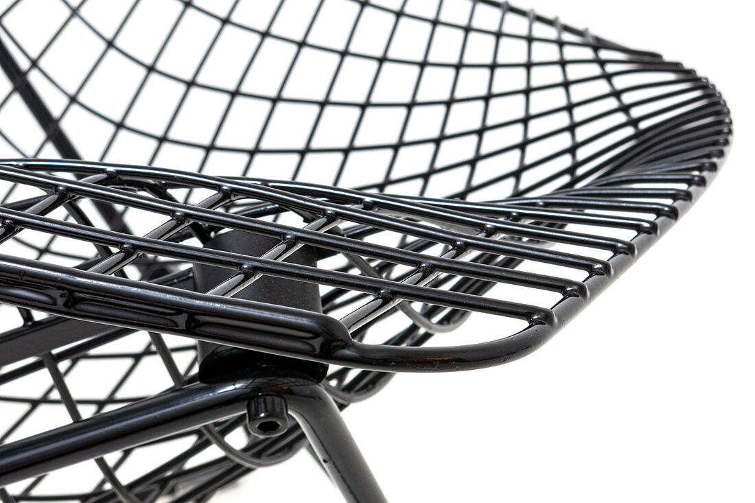 Black "Bird Chair" by Harry Bertoia for Knoll International