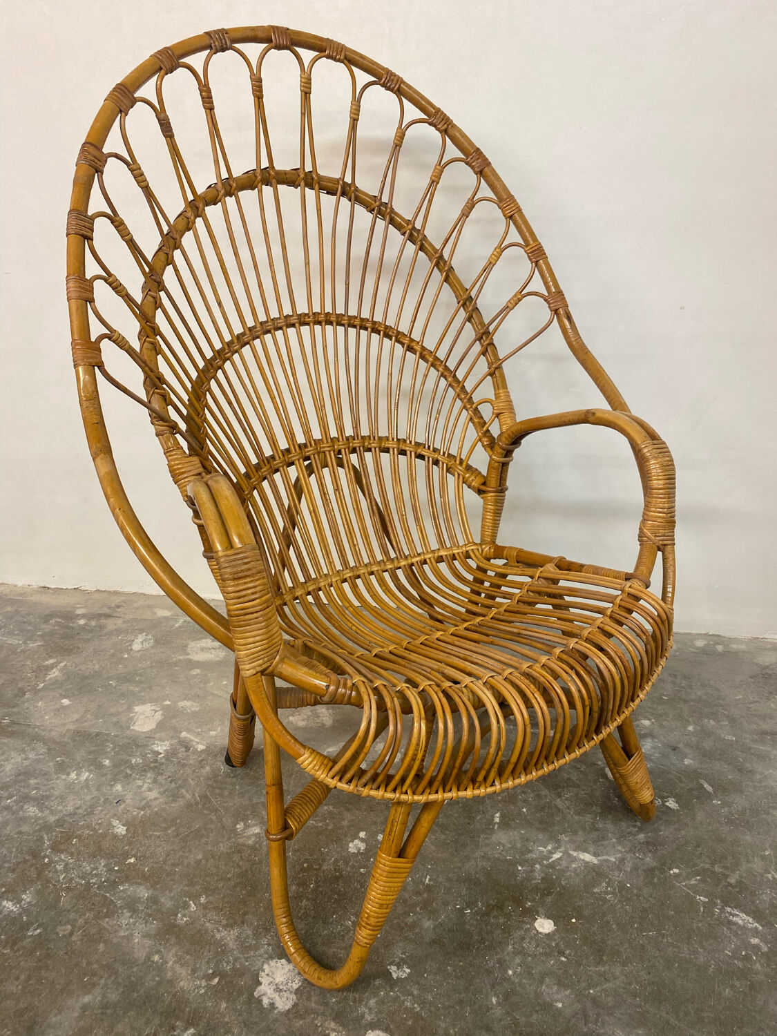 Fauteuil en rotin et bambou du milieu du siècle, années 1950