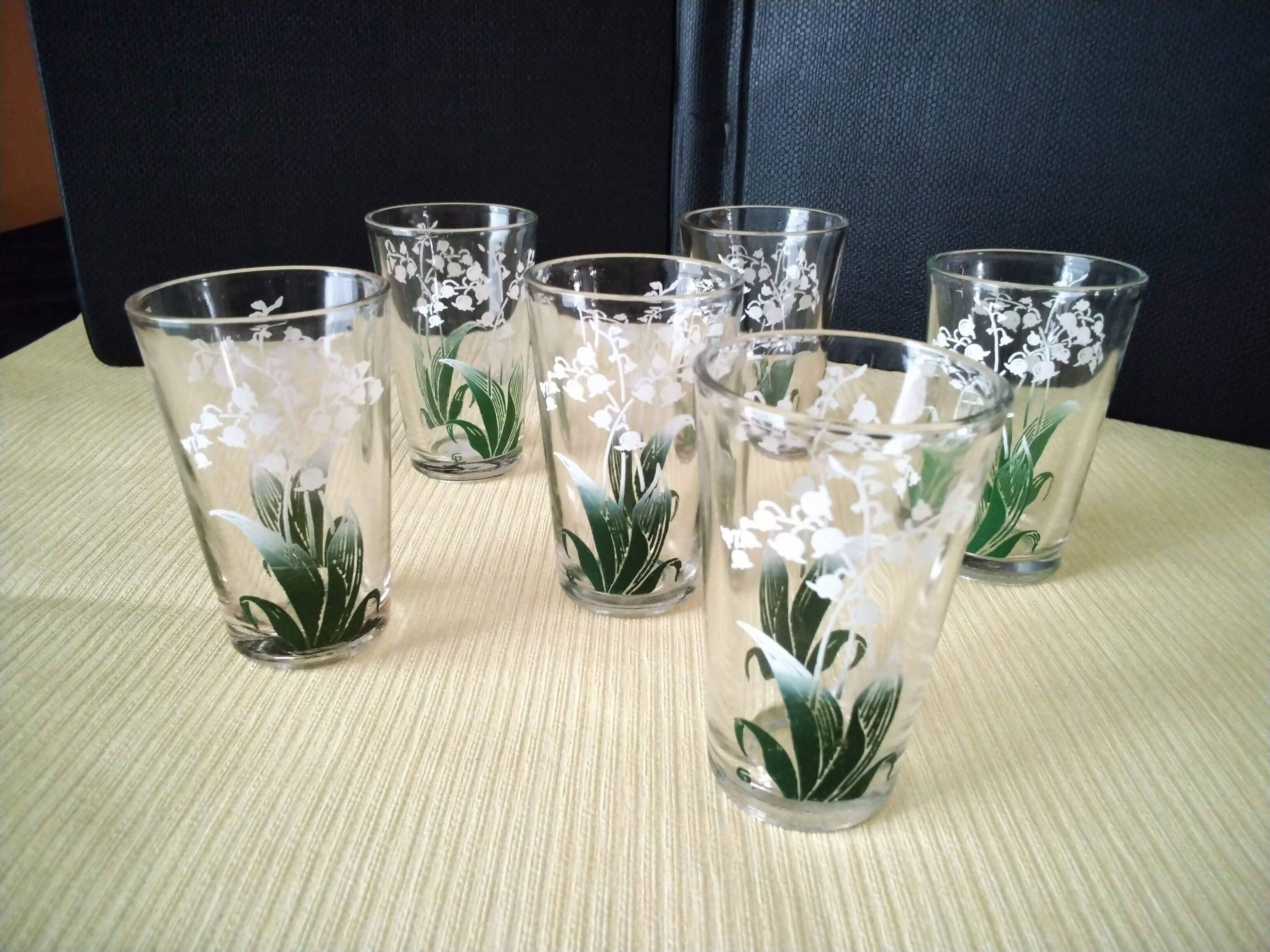 6 Goblet-shaped tea glasses with VMC screen-printed decoration