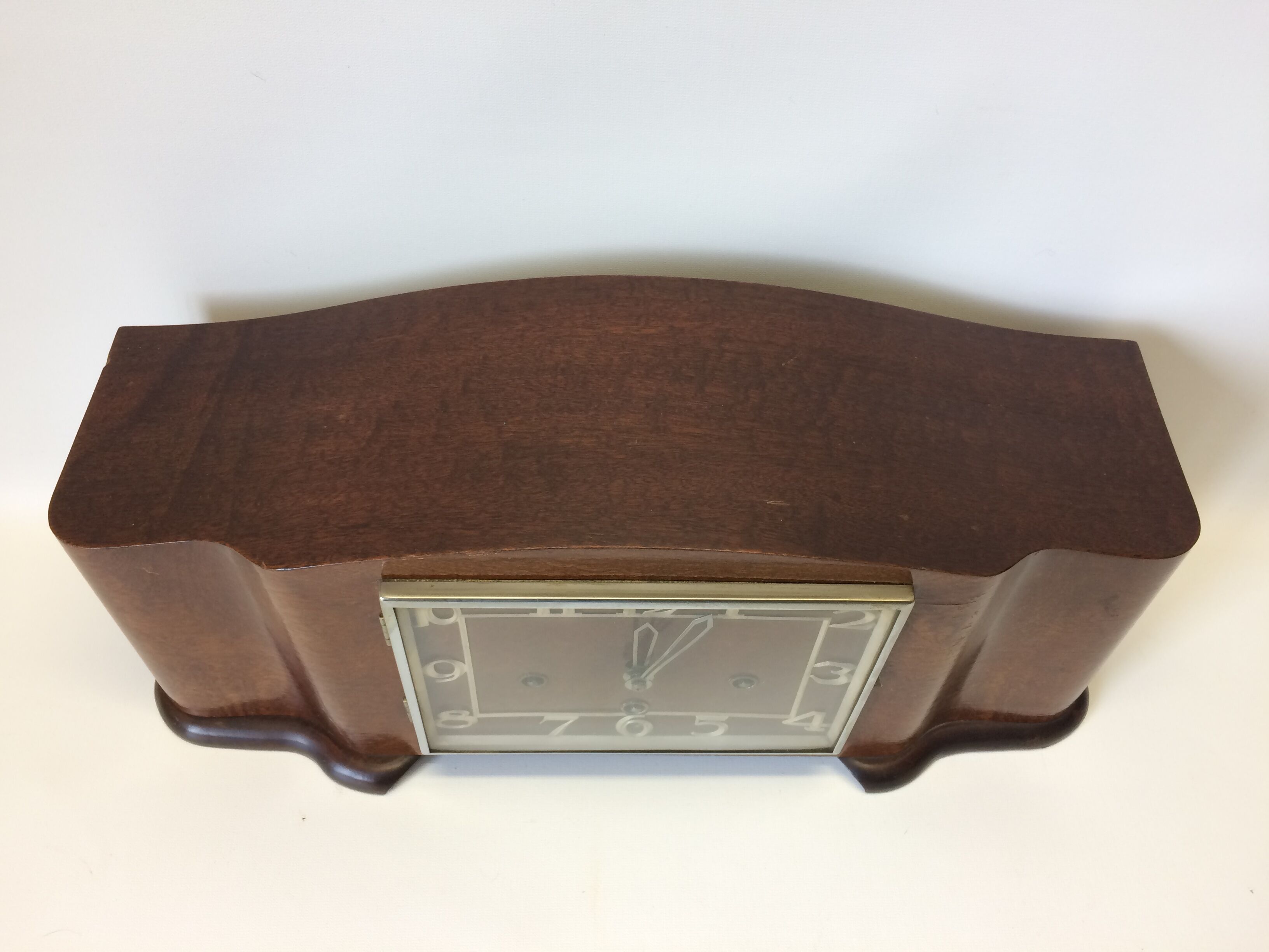 Old pendulum to pose