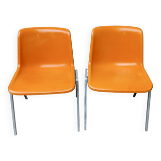 2 chaises Wilkhahn orange vintage années 70.