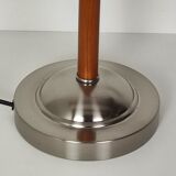 Articulated desk lamp