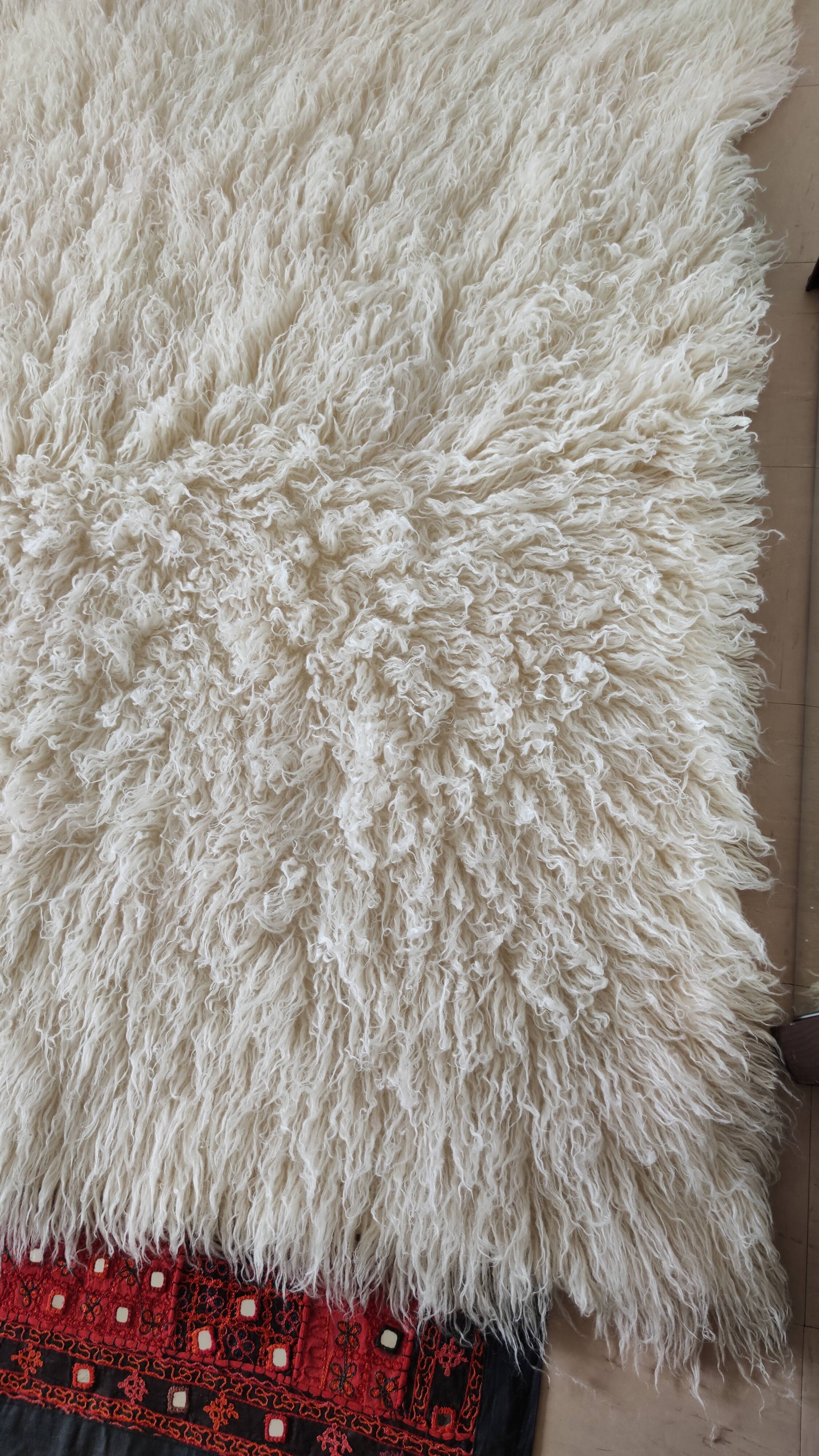 Sheep wool rugs long 296 x 236cm