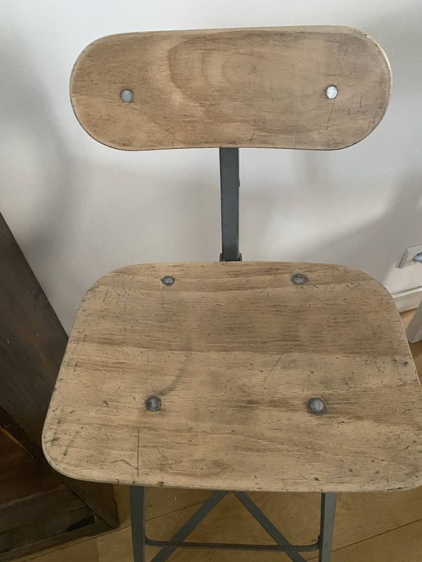 Chaise haute d'atelier