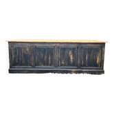 Large store counter