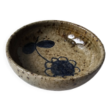 Ceramic bowl emptier with floral motif by suzanne dauliach