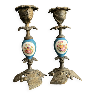 Pair of Napoleon III candlesticks in bronze and floral porcelain