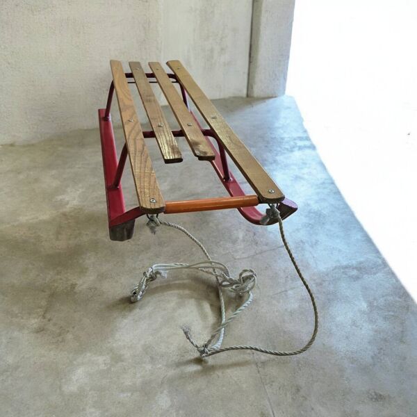 Luge Traîneau vintage en bois et métal – esprit montagne