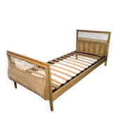 Rattan bed