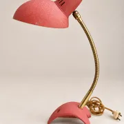 Vintage desk lamp from the 50s-60s – Coral red and brass – Tripod base