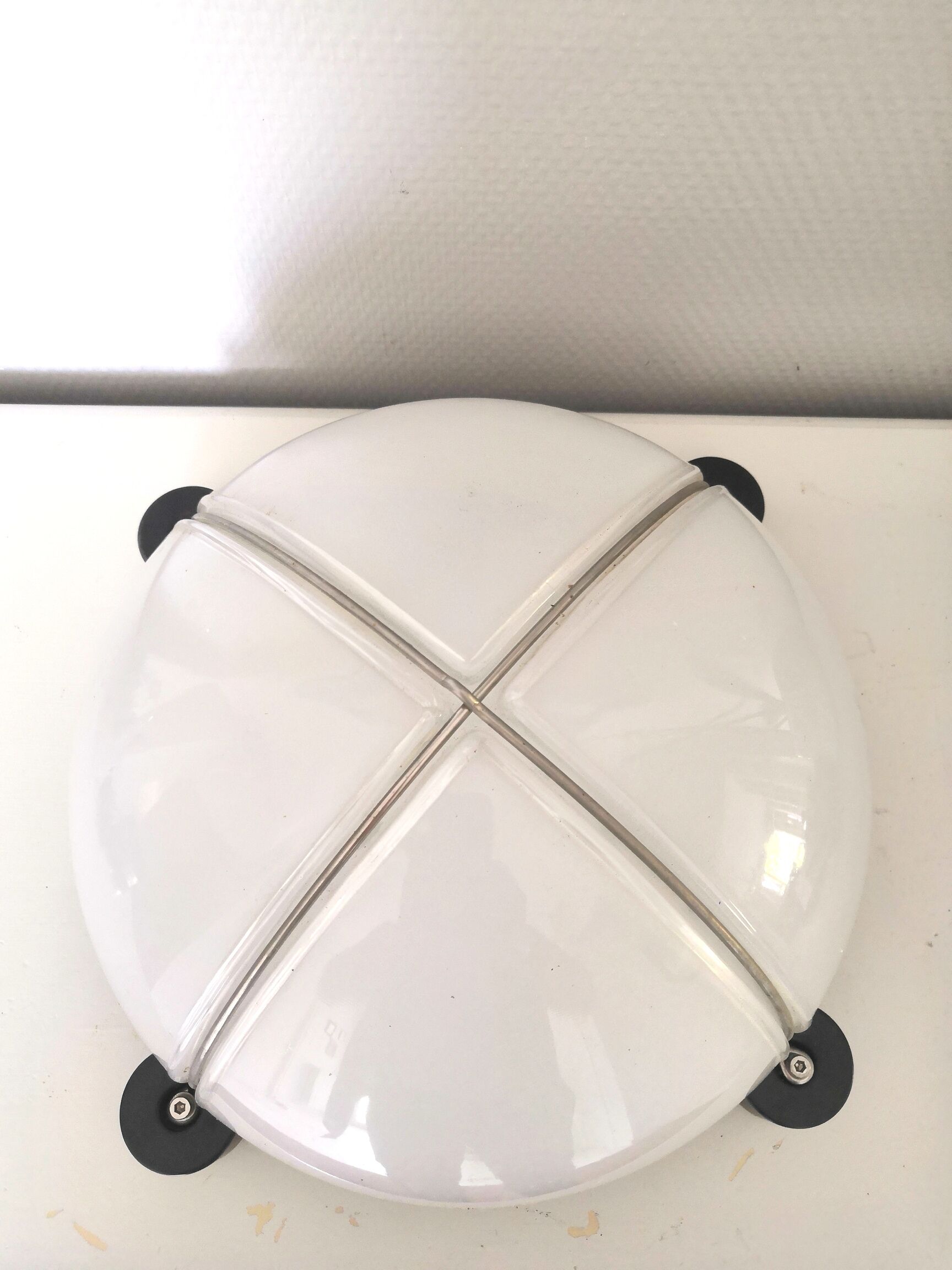 Outdoor wall lamp vintage porthole design Artemide