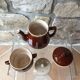 Cafetiere en porcelaine marron vintage