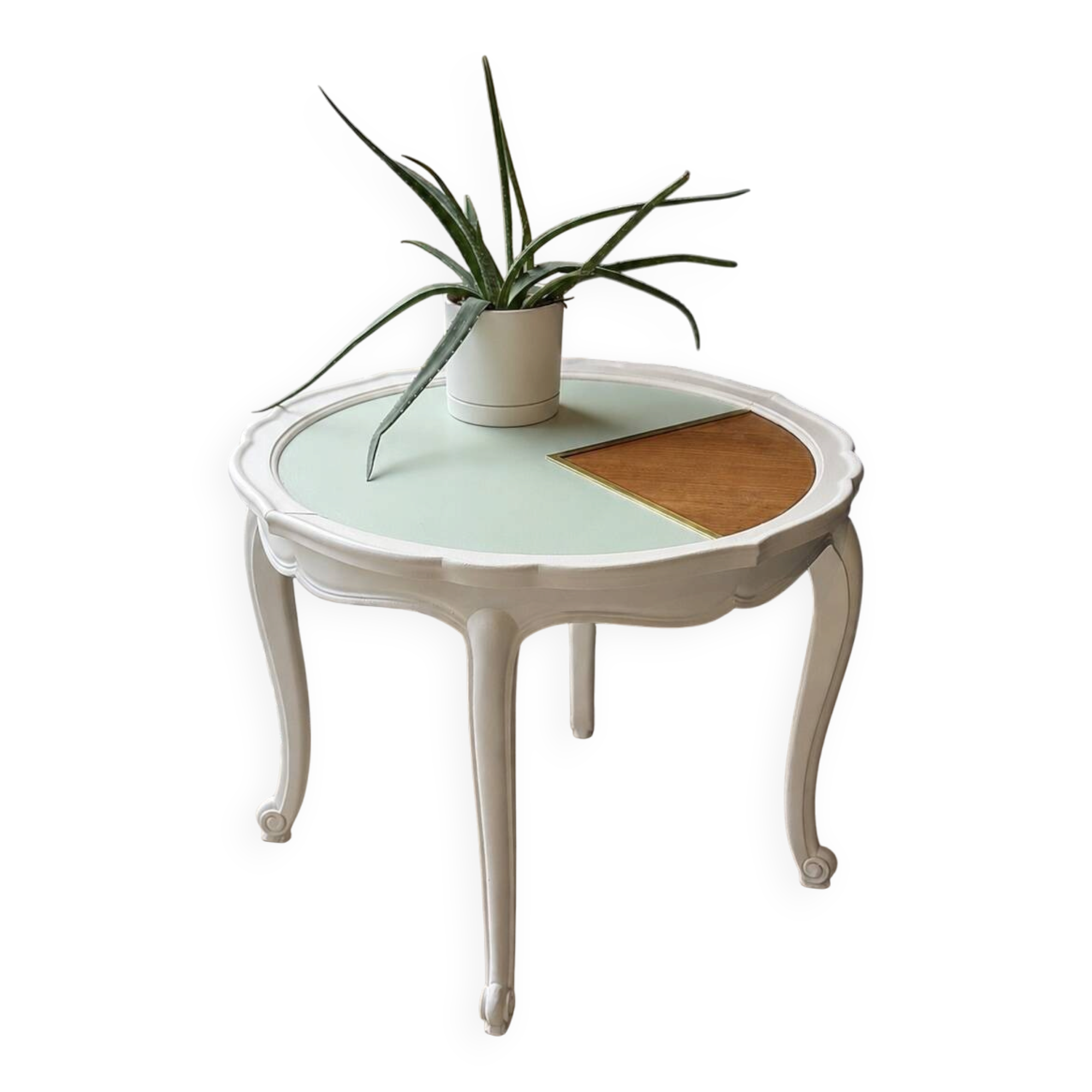 Renovated vintage side table in wood - Bold Elegance Collection