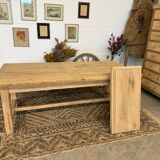 Solid oak farmhouse table with 2 central extensions