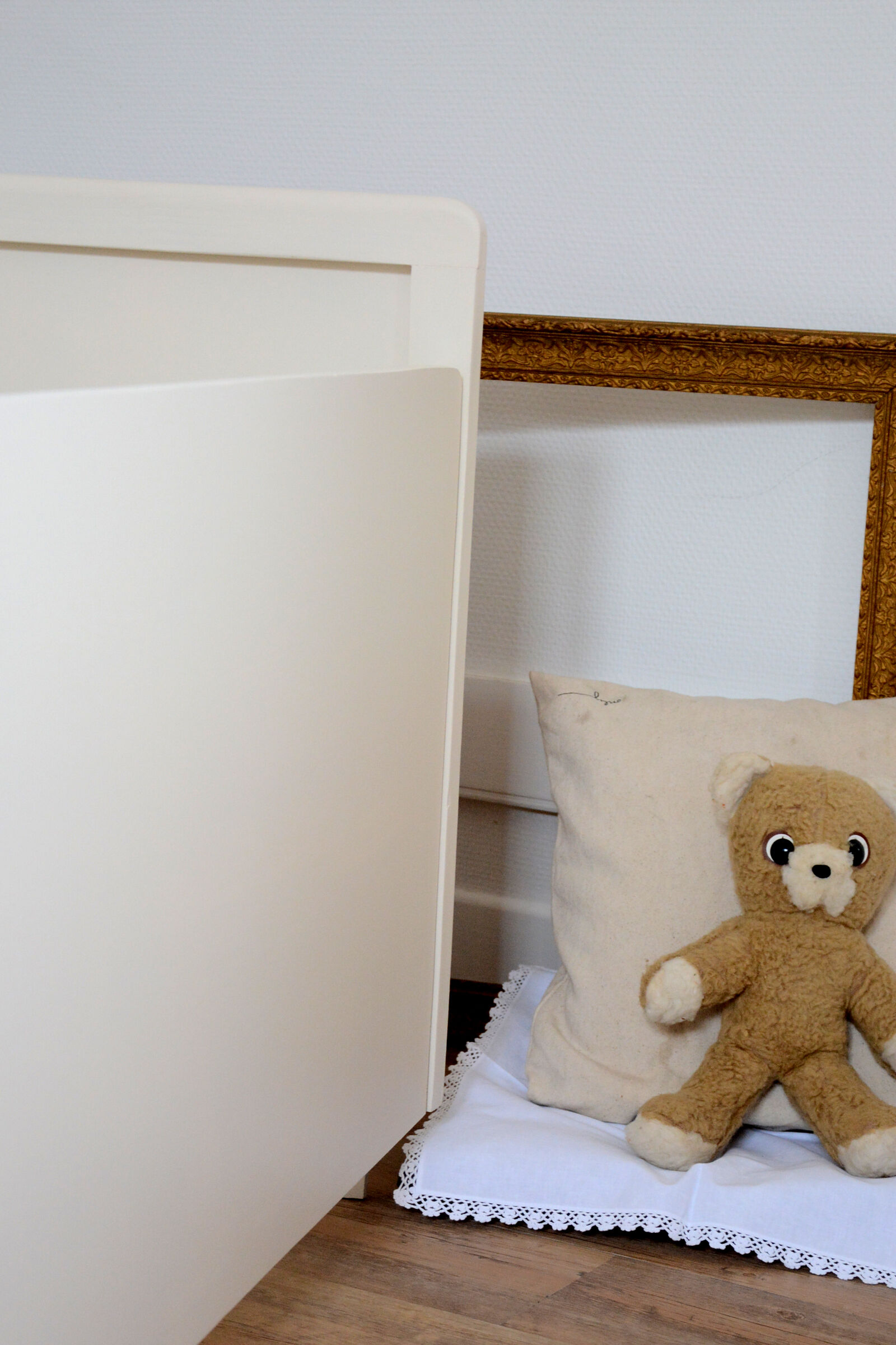 Bed child vintage bambi
