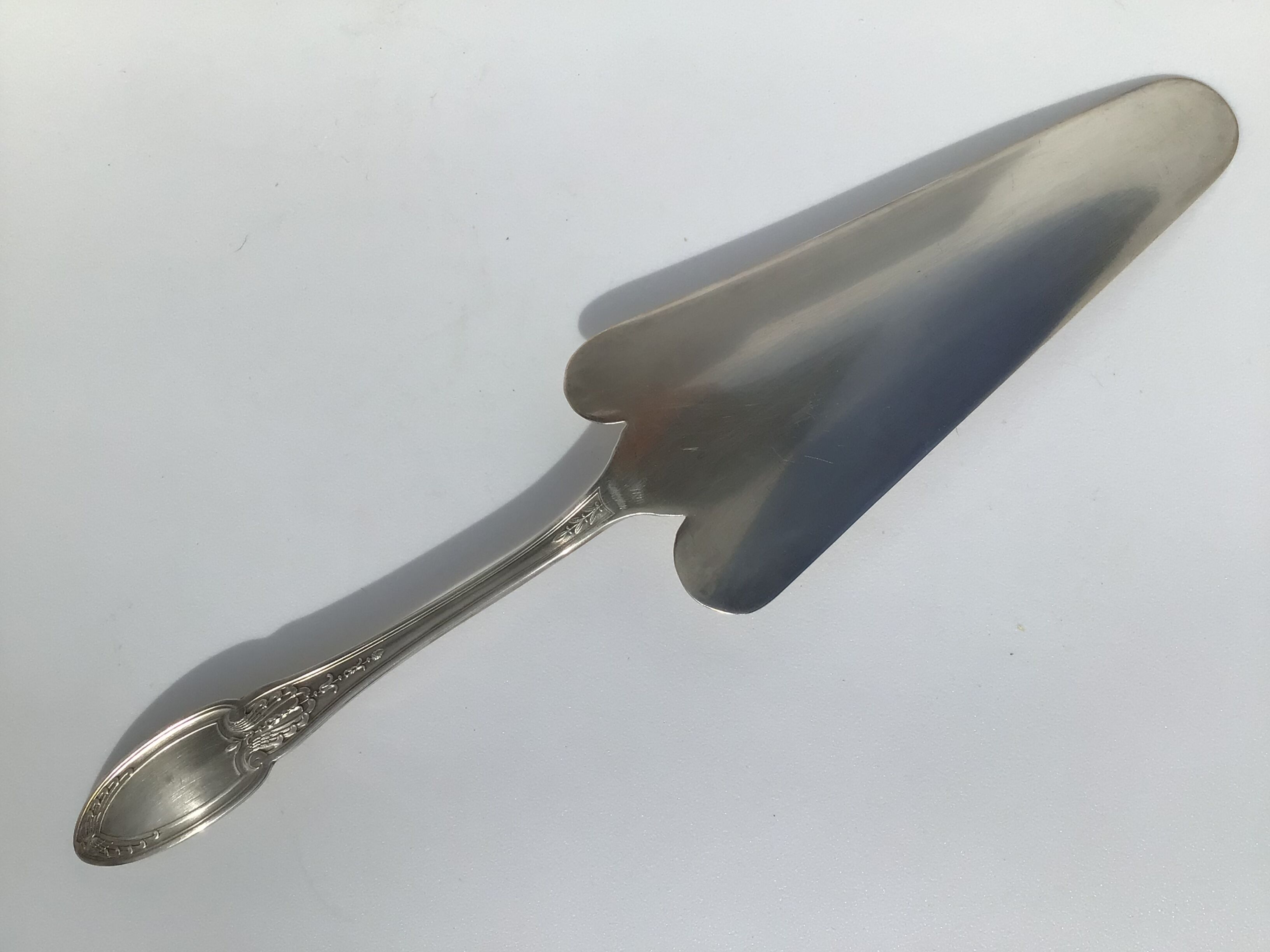 Cake shovel or pie Ercuis metal silver punches