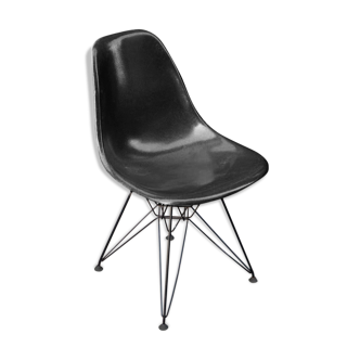 Chaise Eiffel herman en fibre de verre Charles Ray Eames 1960 original