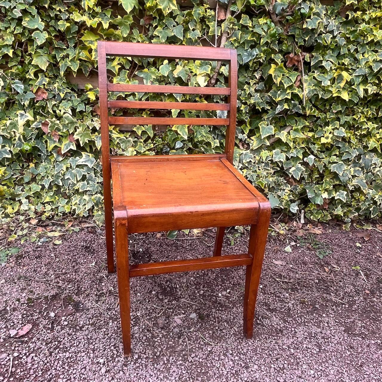 Chaise René Gabriel, modèle 103